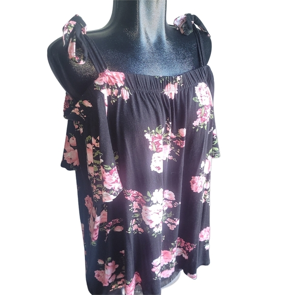 Love & Legend Black Pink Floral Print Short Sleeve Off Shoulder Top 3X - Picture 2 of 6